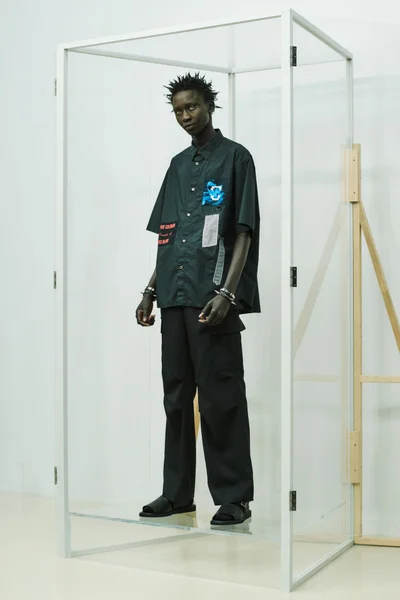 Look 7